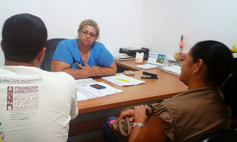 SECRETÁRIA BERENICE SOUZA, COORDENADORA LOCAL MARIA JOSÉ E PEDAGÓGICO DEYWISON LIMA