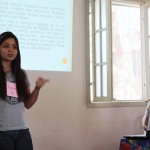 Rayanne Abranches (monitora do núcleo Sertão Veredas, no Seminário de Práticas alfabetizadoras, durante a 2ª Formação Geral)