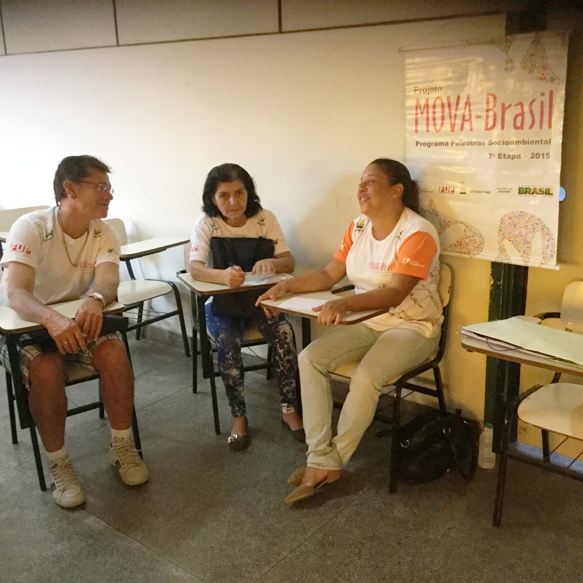 Hilda e seus educandos no Seminário de Práticas (Núcleo São Fidélis).